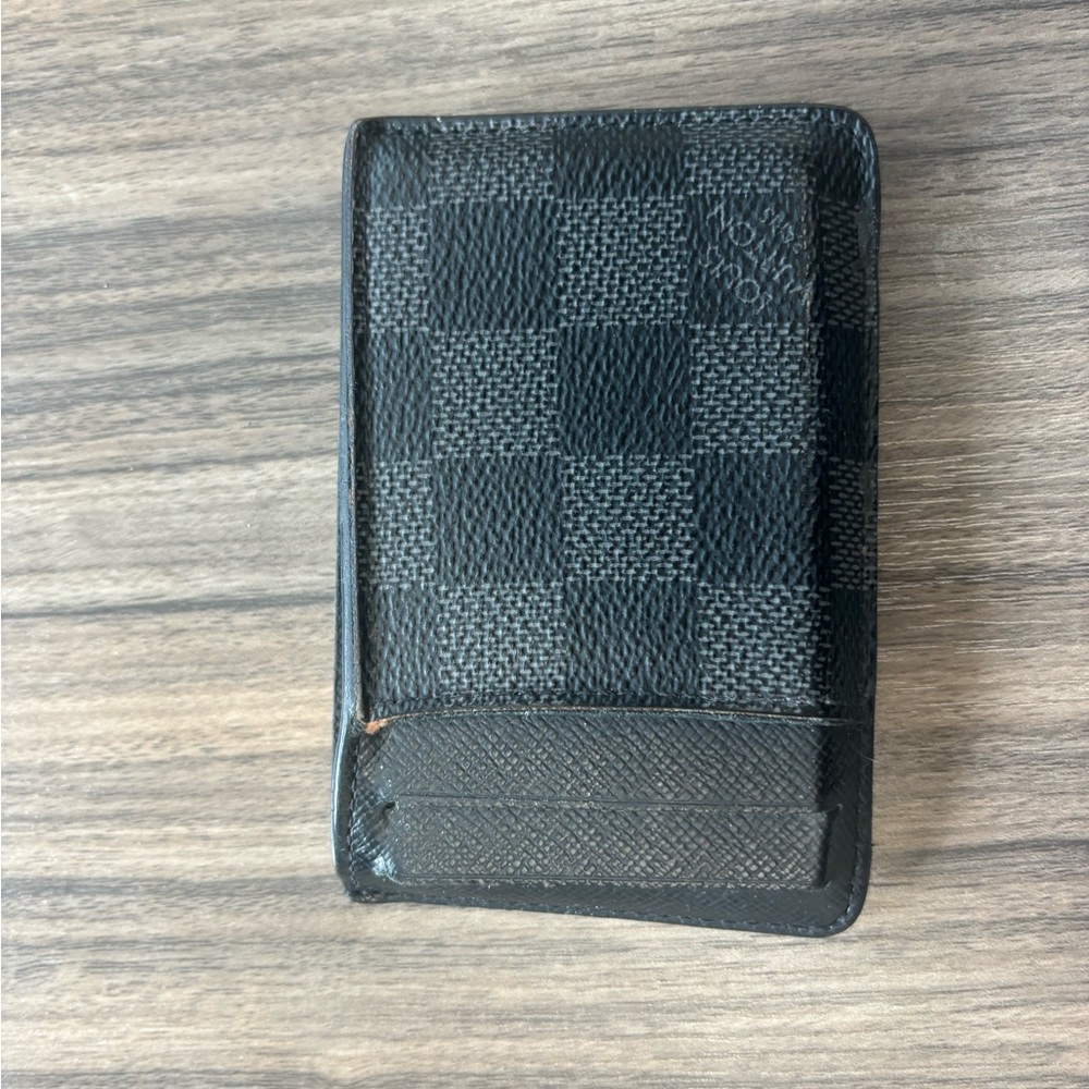 100% Authentic LOUIS VUITTON Damier Graphite Pattern Card Holder 2018 Collection